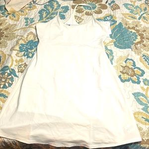 White athlux exercise dress (Halara dupe)